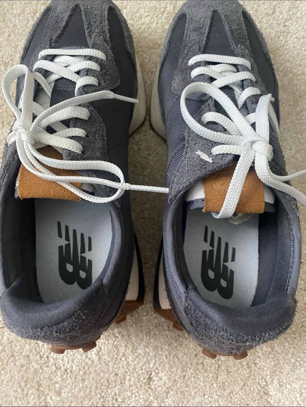 New Balance Women’s 527 Gray Suede & Mesh Sneakers with White Logo - Picture 5 of 12